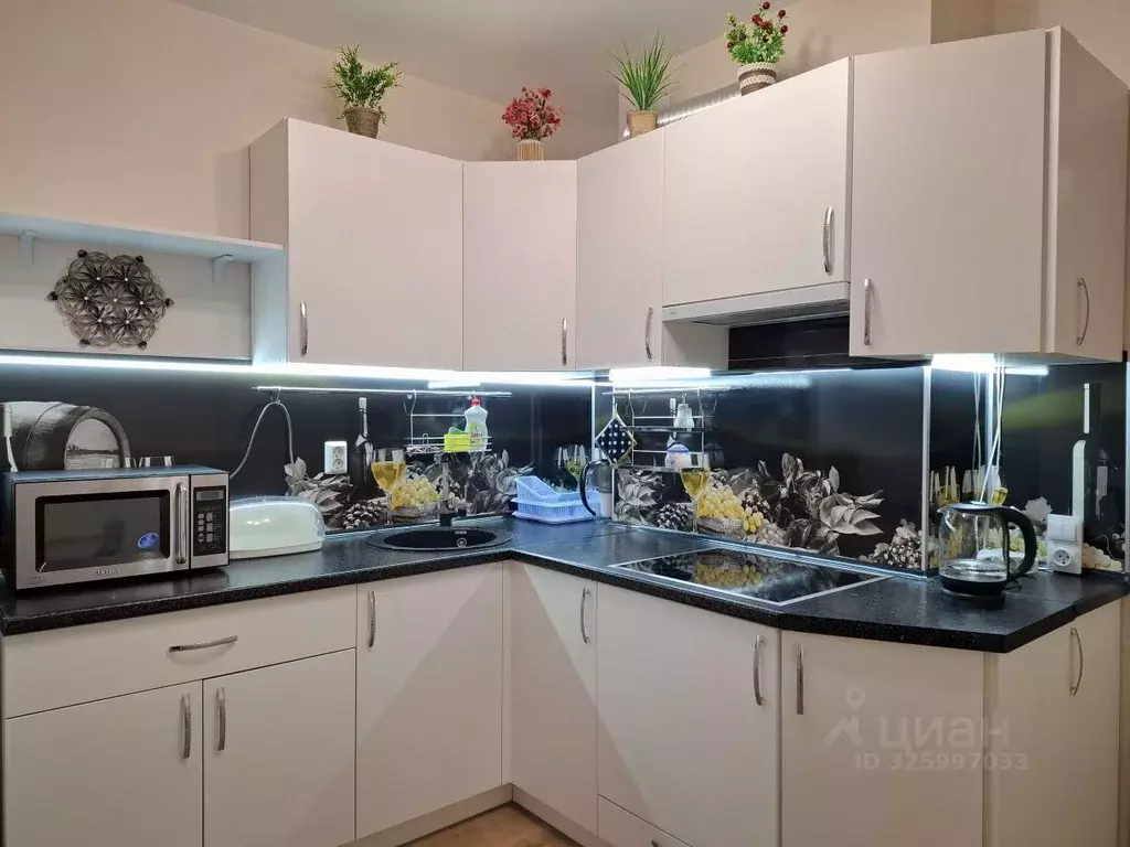 1-к кв. Кировская область, Киров ул. Анжелия Михеева, 20 (34.0 м) - Фото 1