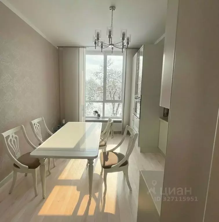 3-к кв. Курская область, Курск Тускарная ул., 18 (106.0 м) - Фото 1