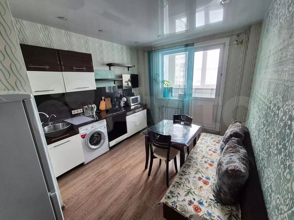 1-к. квартира, 40 м, 3/13 эт. - Фото 1