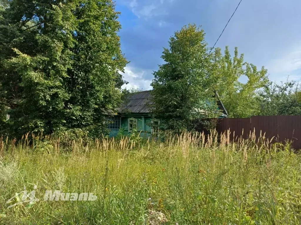 Участок в Калужская область, Дзержинский район, Старки с/пос, д. Устье ... - Фото 0