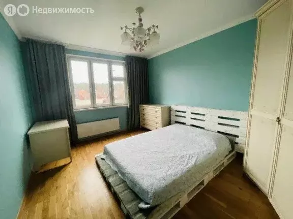 3-комнатная квартира: Краснодар, улица Карякина, 31 (81 м) - Фото 1