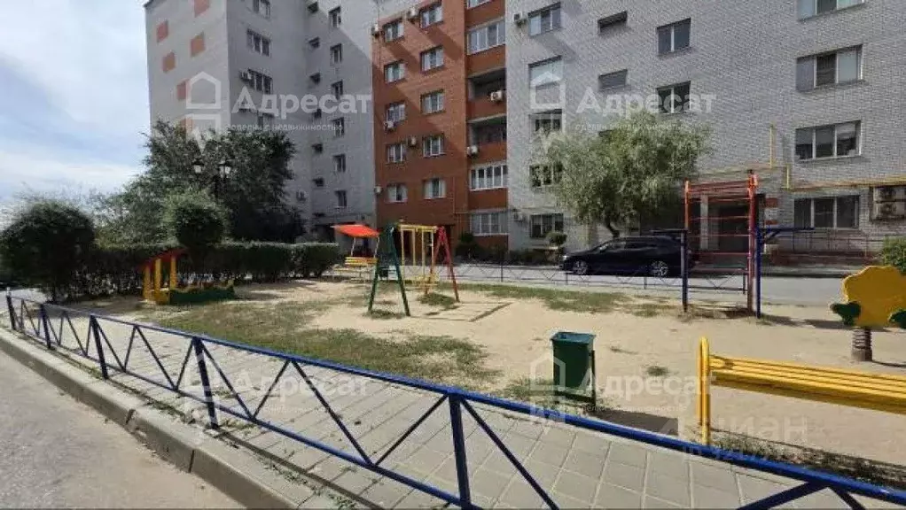 1-к кв. Волгоградская область, Волгоград ул. Базарова, 4 (38.6 м) - Фото 0