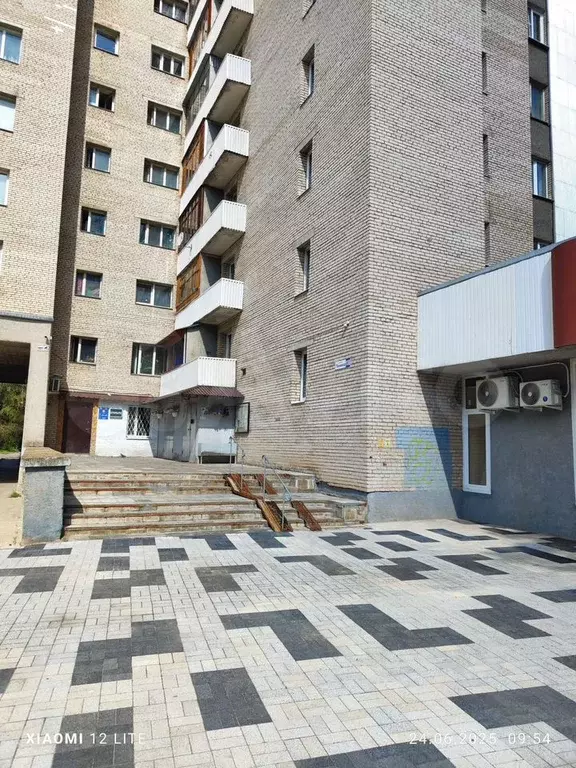 Комната 17 м в 2-к., 8/9 эт. - Фото 1