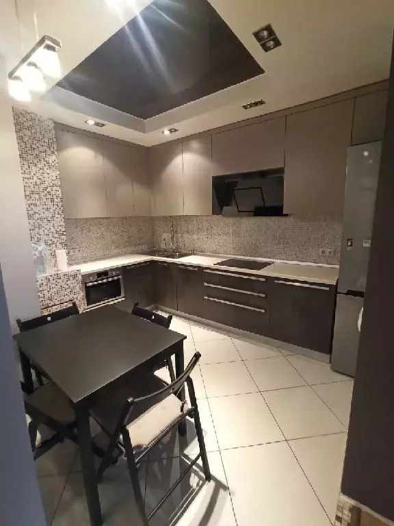 Продается 2-комнатная квартира - Фото 1