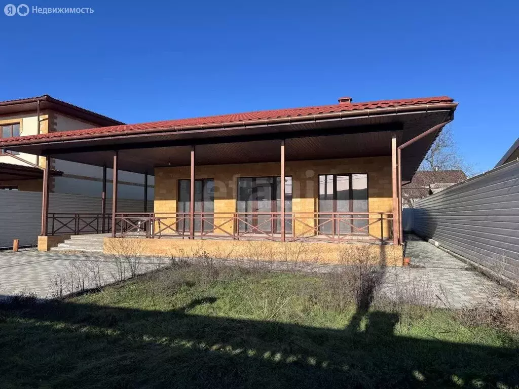 Дом в Чистенькое, Советская улица (164.4 м) - Фото 1