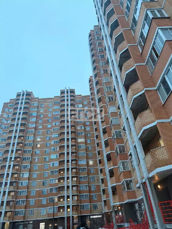 Продается 2-комнатная квартира - Фото 1