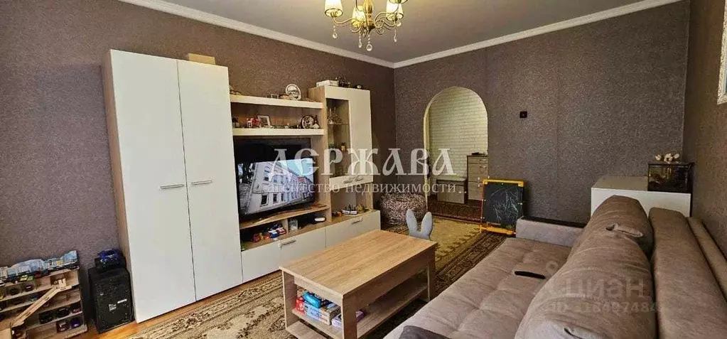 3-к кв. Белгородская область, Старый Оскол Южный мкр, 3 (63.05 м) - Фото 0