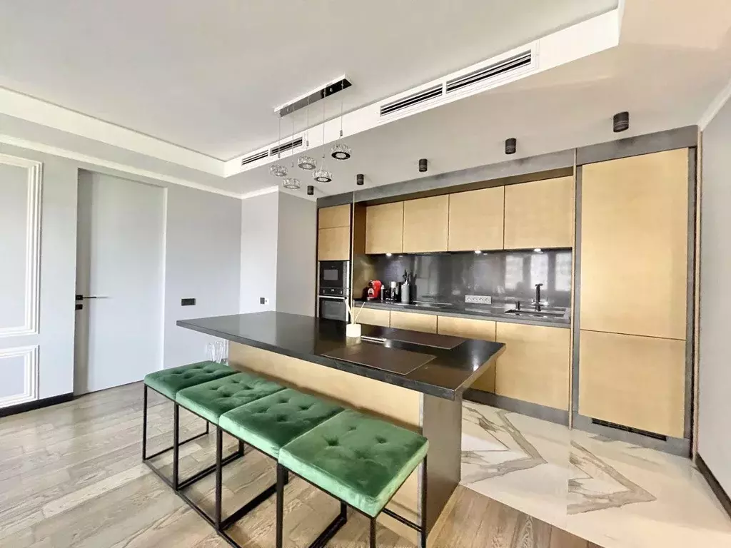 Квартира, 3 комнаты, 93 м - Фото 1