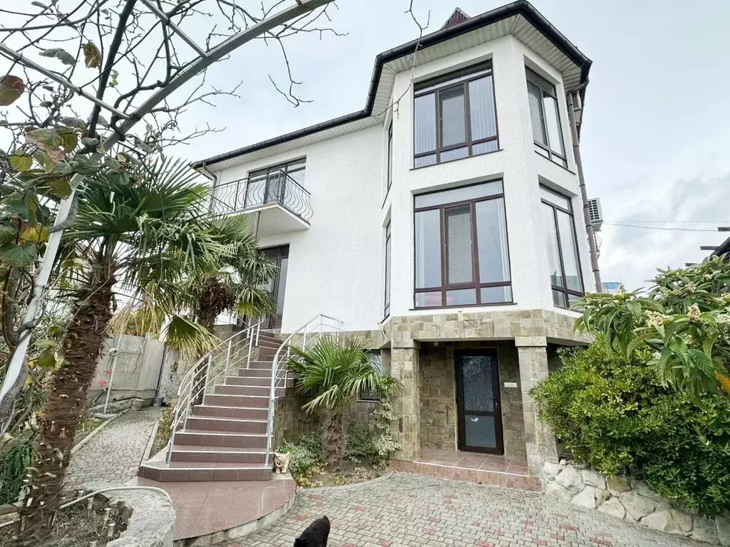 Дом в Крым, Алушта  (200 м) - Фото 1