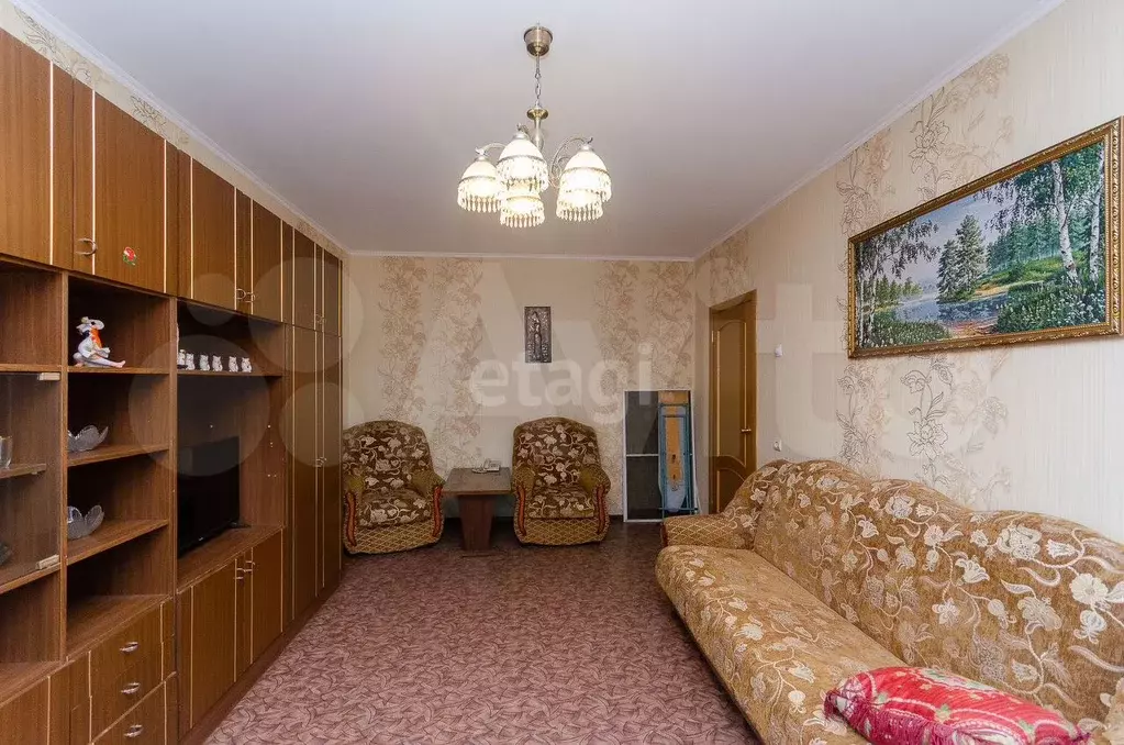 2-к. квартира, 40 м, 2/9 эт. - Фото 1