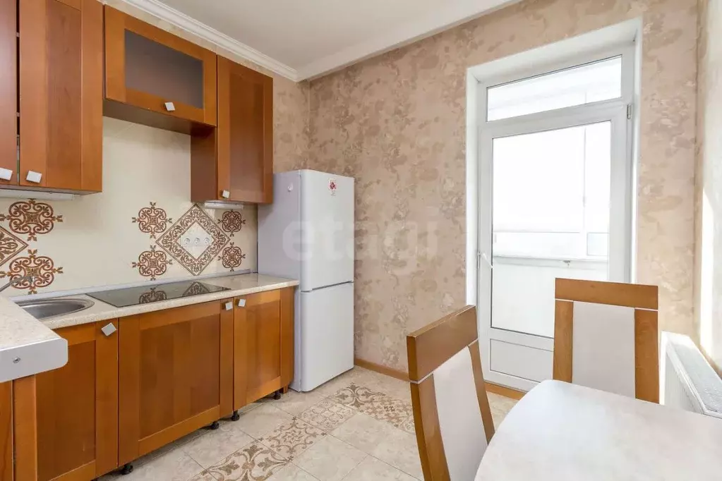 1-к кв. Тюменская область, Тюмень ул. Бакинских Комиссаров, 3 (34.7 м) - Фото 1