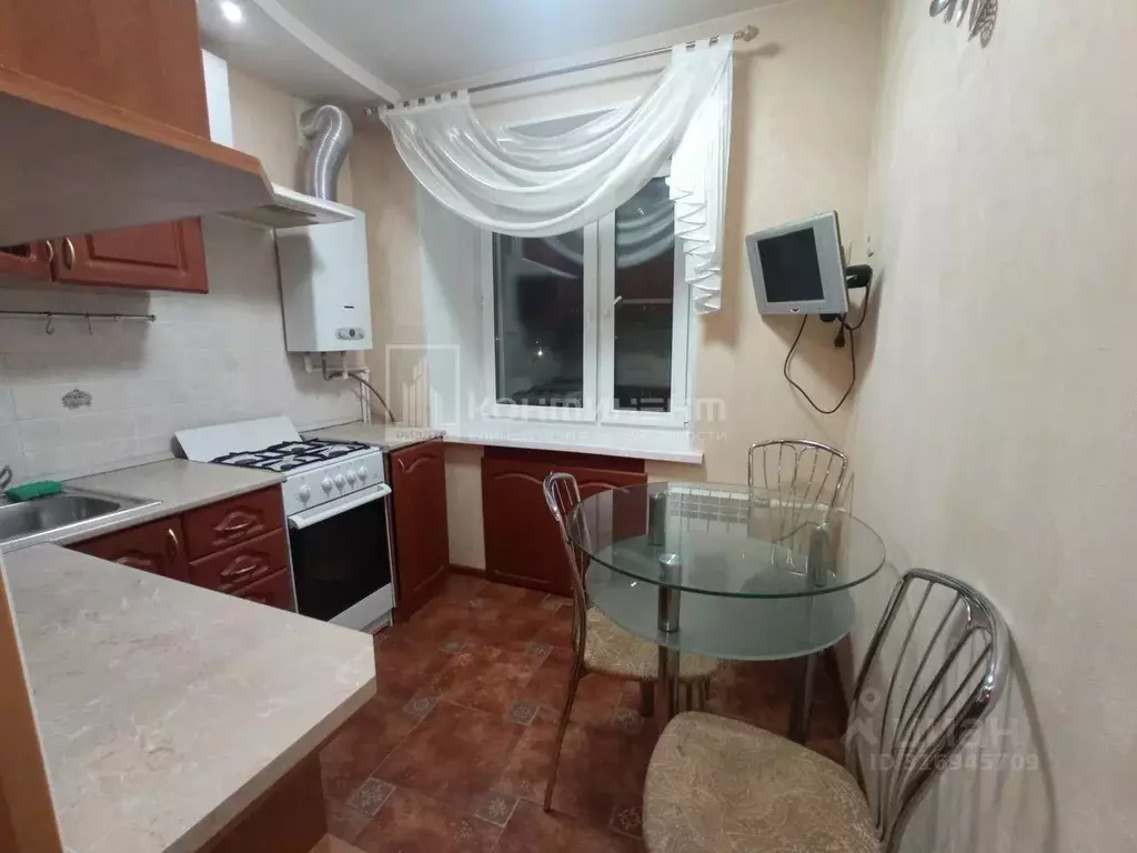 2-к кв. Владимирская область, Ковров Сосновая ул., 35 (39.5 м) - Фото 0