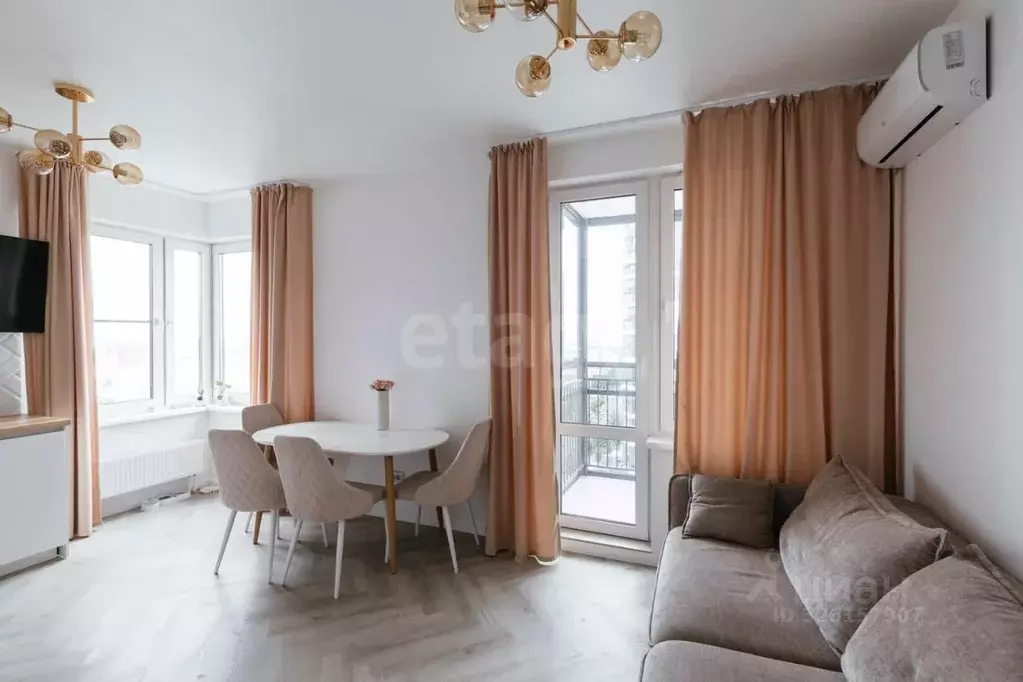 2-к кв. Тюменская область, Тюмень Профсоюзная ул., 63 (57.74 м) - Фото 1