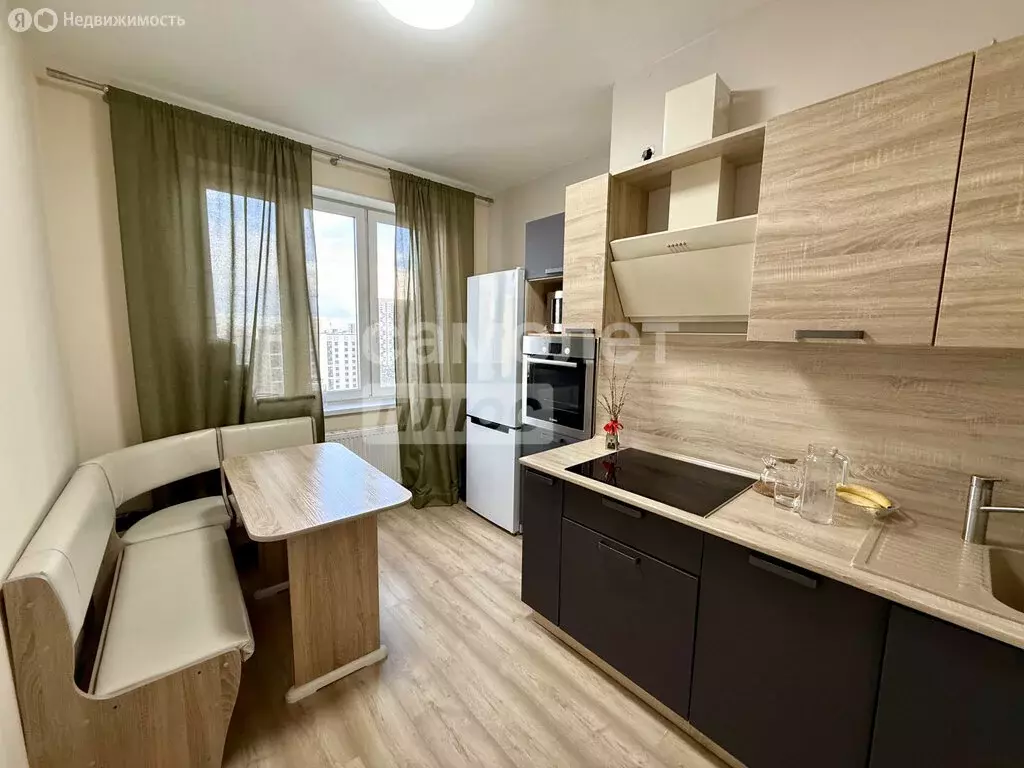 2-комнатная квартира: Екатеринбург, улица Академика Парина, 40 (42.6 ... - Фото 0
