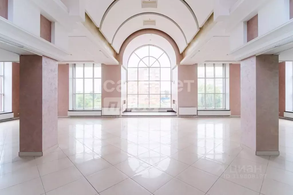 Офис в Омская область, Омск ул. Дианова, 39 (700 м) - Фото 1