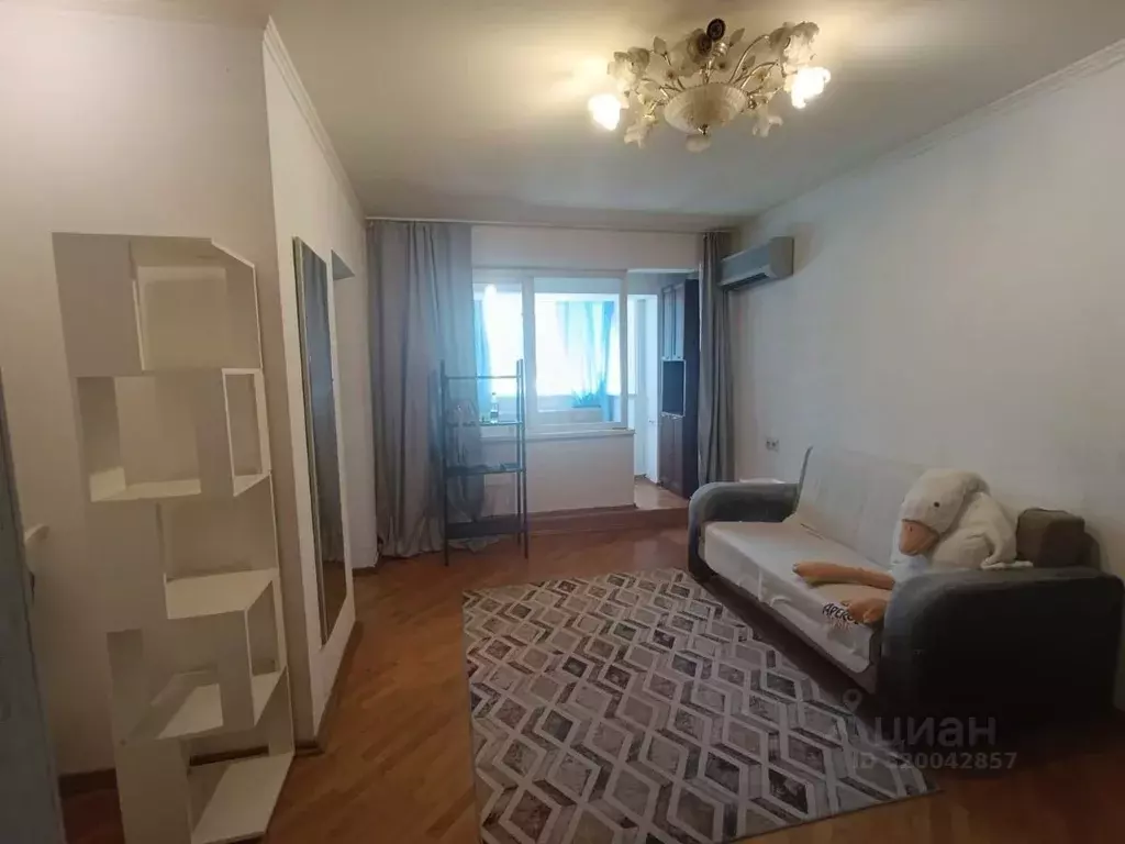 1-к кв. Краснодарский край, Сочи Гагарина мкр, ул. Чайковского, 25/1 ... - Фото 0