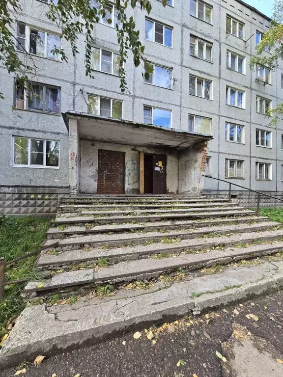 Комната Коми, Сыктывкар Дальняя ул., 36 (12.8 м) - Фото 1