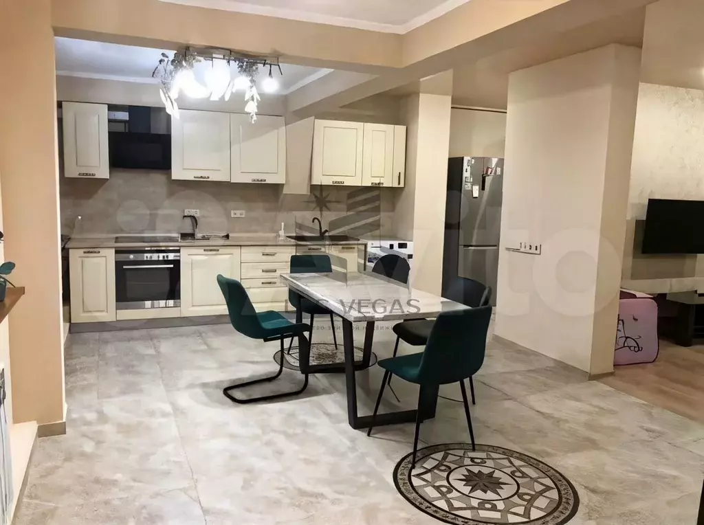 4-к. квартира, 100 м, 1/12 эт. - Фото 0