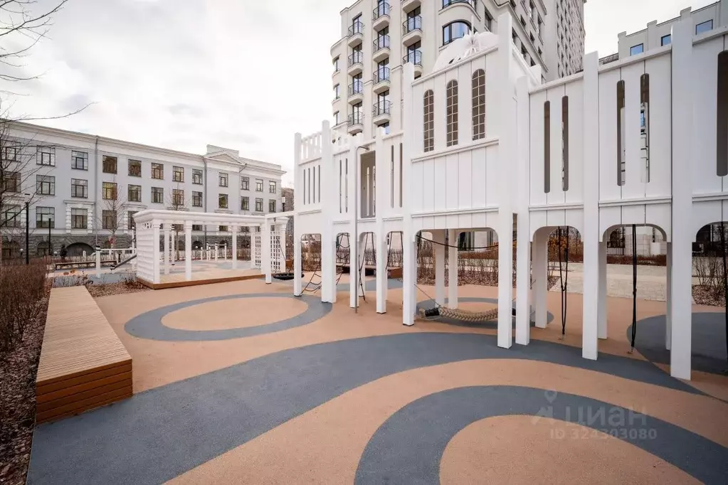 4-к кв. Свердловская область, Екатеринбург ул. Печерская, 4 (90.91 м) - Фото 1