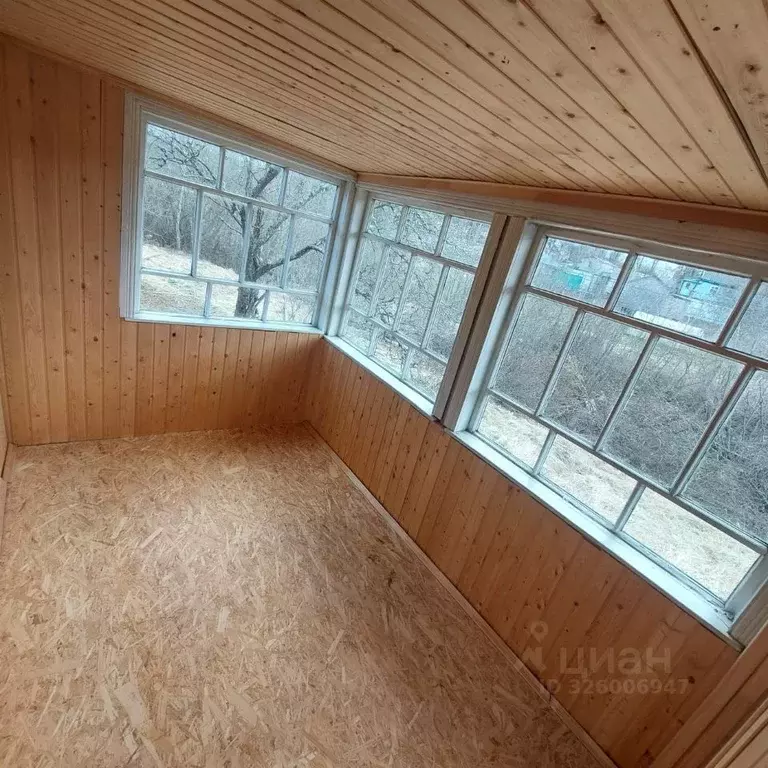 Дом в Ленинградская область, Лужский район, Толмачевское городское ... - Фото 1