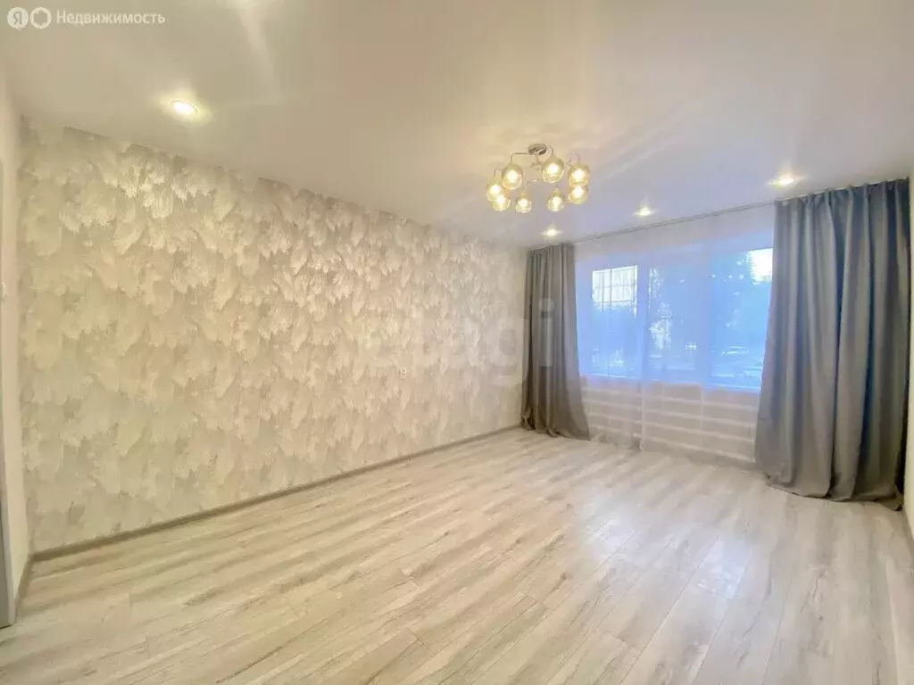 3-комнатная квартира: Тамбов, Астраханская улица, 175к25 (62.2 м) - Фото 0