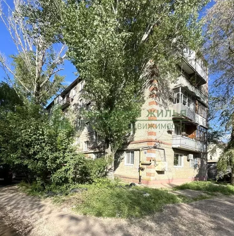 3-к кв. Саратовская область, Энгельс Смоленская ул., 21 (48.4 м) - Фото 1