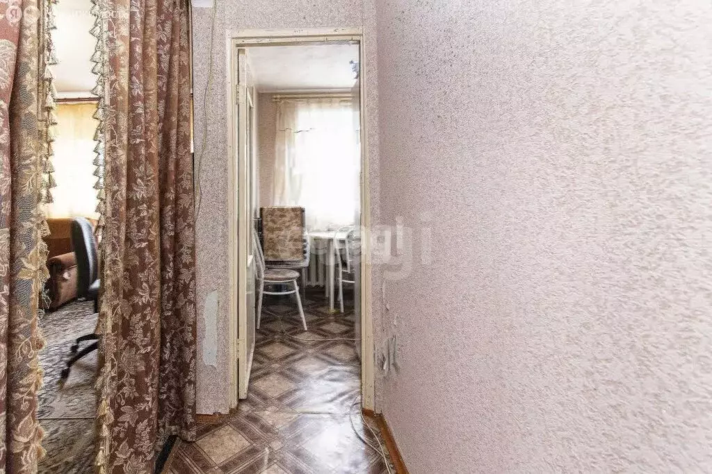 2-комнатная квартира: Тюмень, улица Парфёнова, 18 (45.8 м) - Фото 1