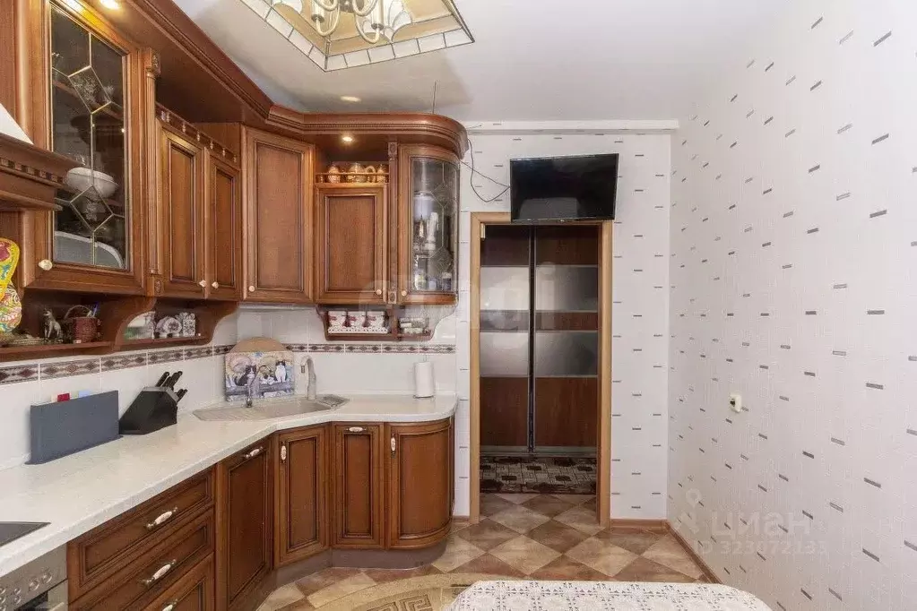 2-к кв. Тюменская область, Тюмень ул. Червишевский Тракт, 64к2 (68.9 ... - Фото 1