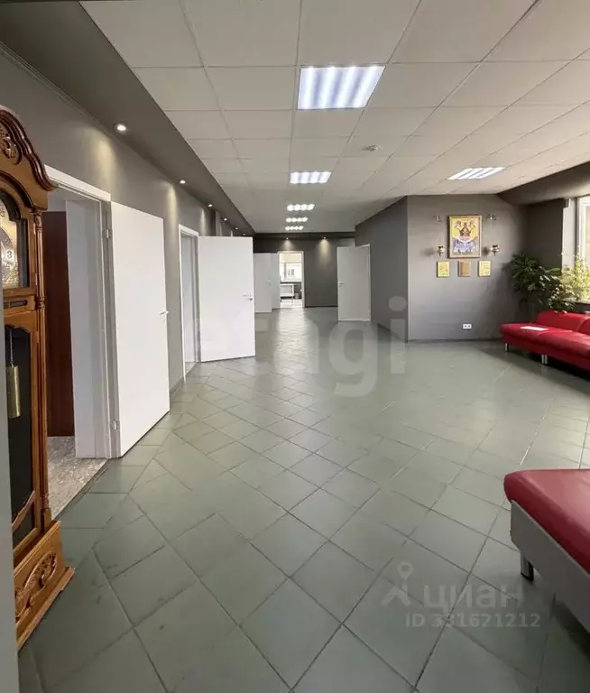 Офис в Красноярский край, Красноярск ул. Дубровинского, 110с2 (255 м) - Фото 1