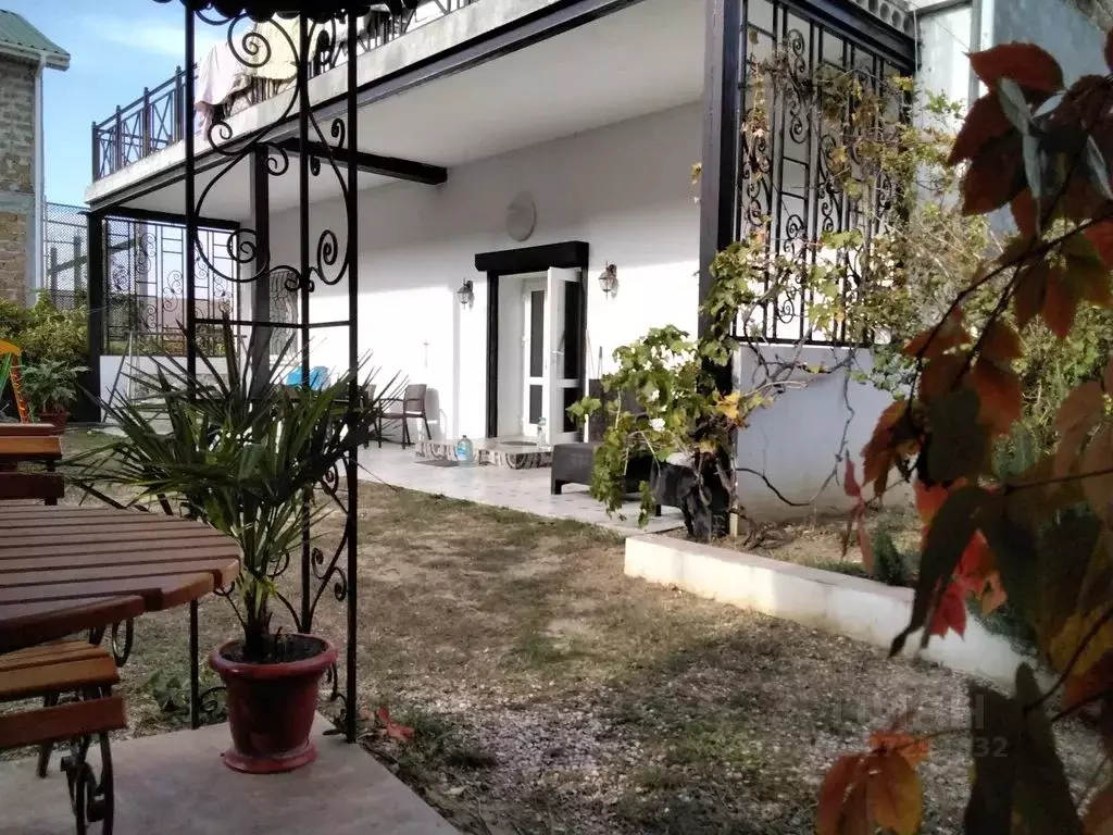 Дом в Крым, Феодосия муниципальный округ, Коктебель пгт ул. Блока, 15 ... - Фото 1