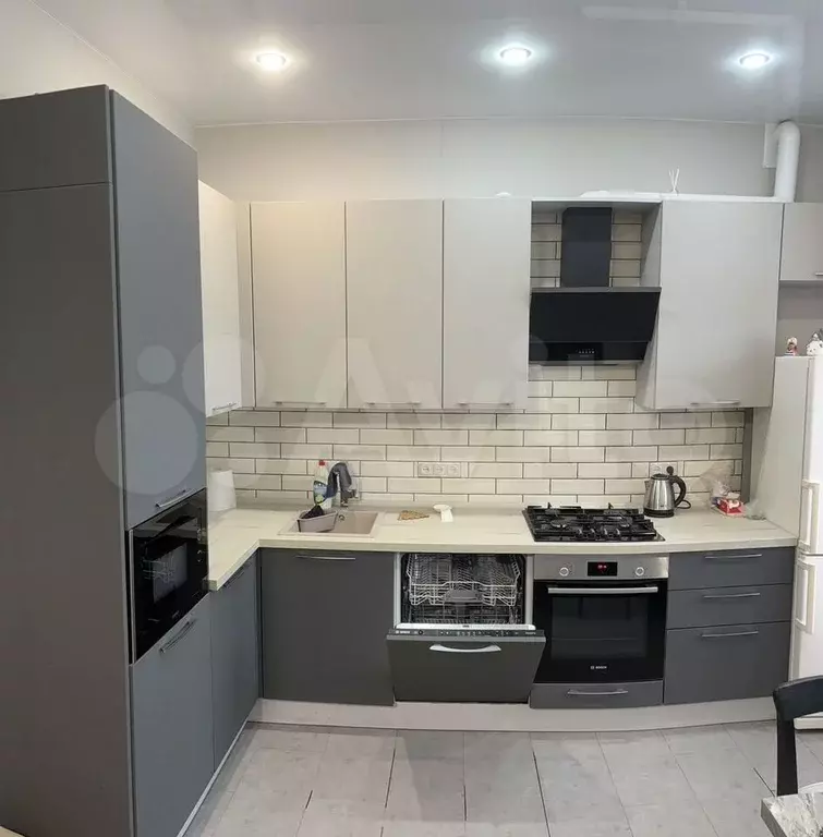 1-к. квартира, 46 м, 9/9 эт. - Фото 1