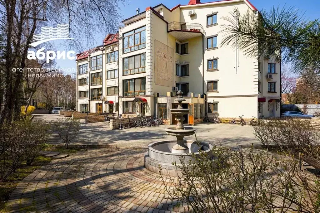 4-к кв. Приморский край, Владивосток ул. Четвертая, 8Д (192.8 м) - Фото 2