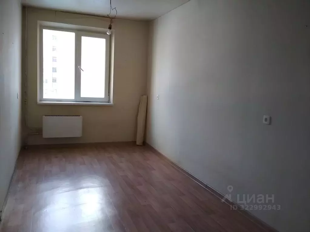 Комната Свердловская область, Екатеринбург ул. Красина, 3 (13.0 м) - Фото 1