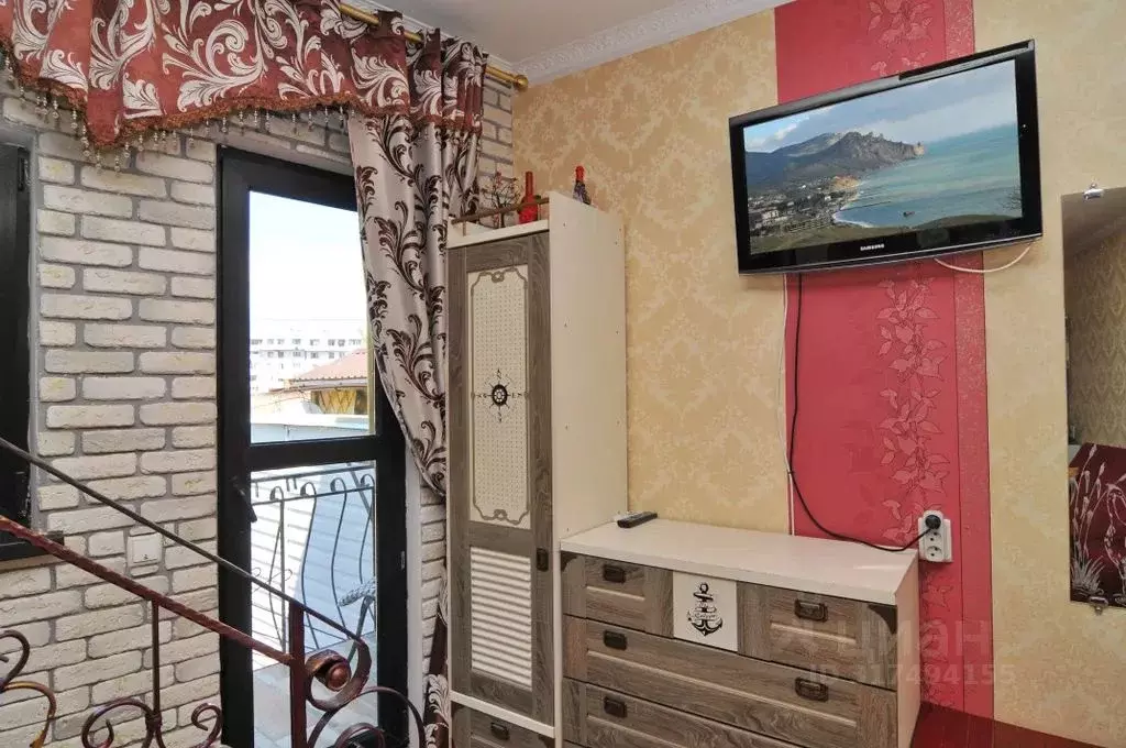 2-к кв. Крым, Феодосия ул. Зерновская, 3 (41.0 м) - Фото 1
