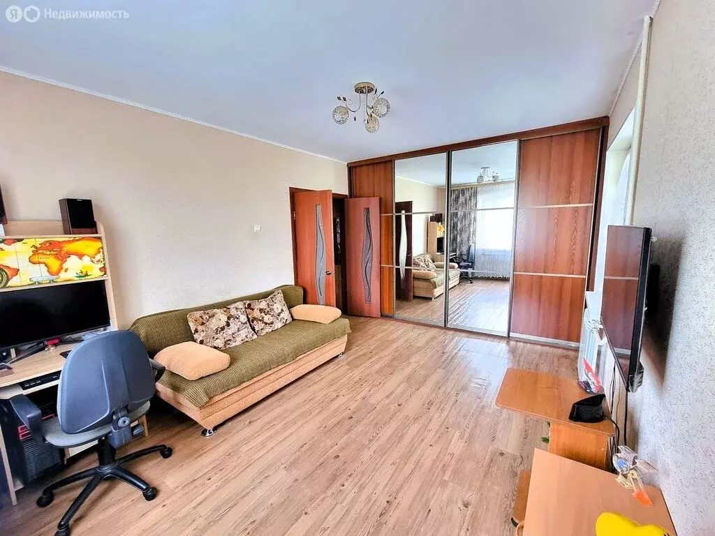 2-комнатная квартира: Находка, улица Фрунзе, 4 (48.5 м) - Фото 1