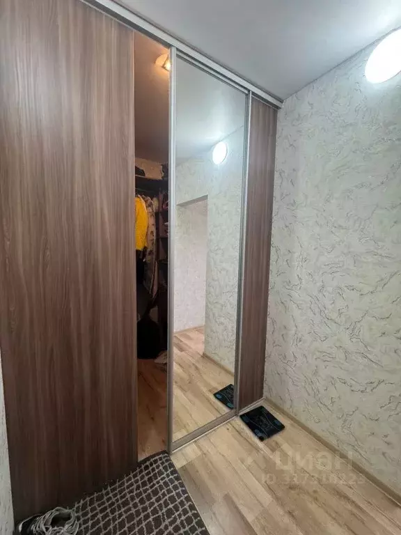 1-к кв. Омская область, Омск ул. Дианова, 34 (30.0 м) - Фото 1