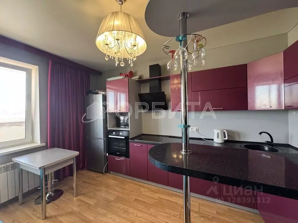 1-к кв. Тюменская область, Тюмень ул. Республики, 204к14 (44.5 м) - Фото 1