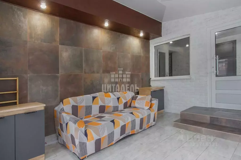 Дом в Воронежская область, Воронеж ул. Давыдовская (305 м) - Фото 1