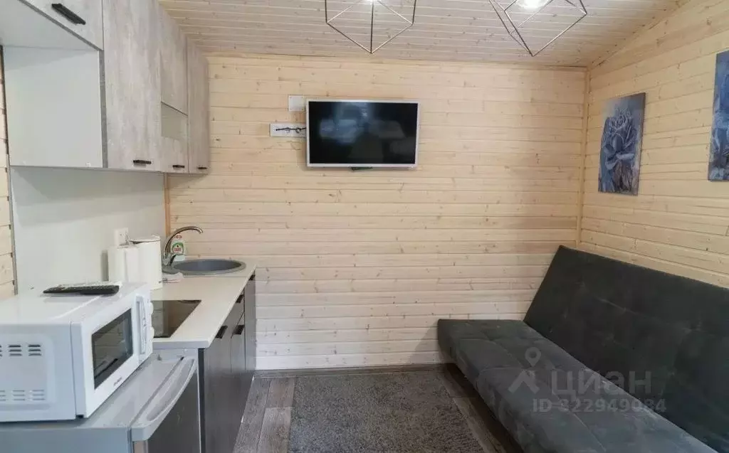 Дом в Карачаево-Черкесия, Зеленчукский район, с. Архыз ул. Банковская, ... - Фото 2