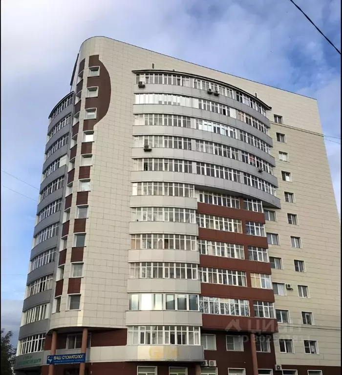 2-к кв. Алтайский край, Барнаул ул. Димитрова, 67А (65.0 м) - Фото 0