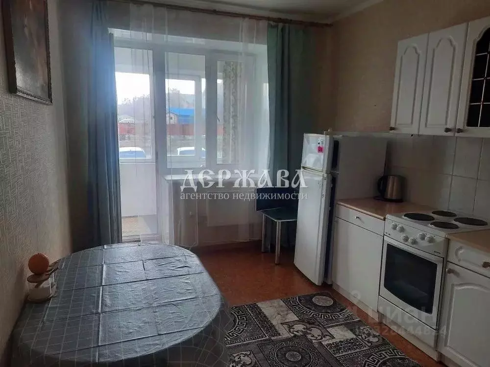 1-к кв. Белгородская область, Старый Оскол Дубрава мкр, 3 кв-л, 35 ... - Фото 1
