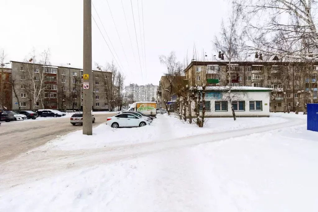 Торговая площадь в Тюменская область, Тюмень Садовая ул., 122 (24 м) - Фото 1