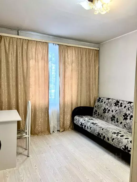 Комната Свердловская область, Екатеринбург ул. Татищева, 80 (14.0 м) - Фото 1