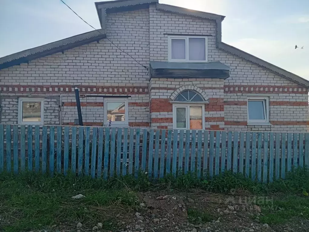 Дом в Чувашия, Цивильский муниципальный округ, д. Табанары  (37 м) - Фото 1