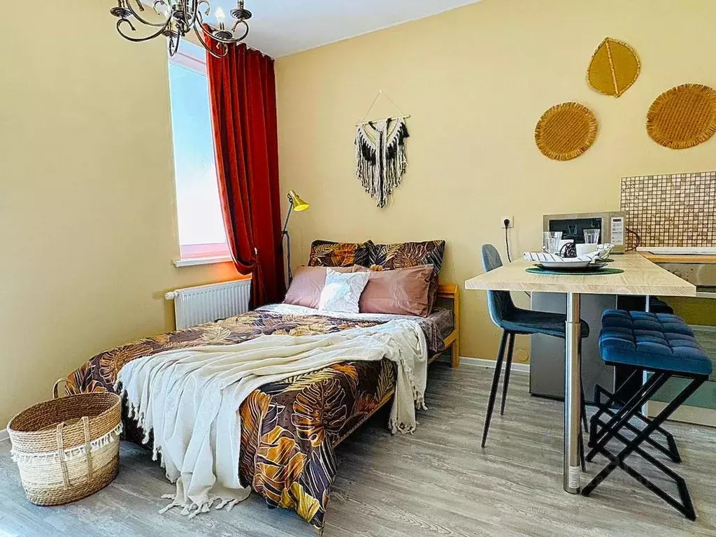 Студия Свердловская область, Екатеринбург ул. Азина, 22/7 (32.0 м) - Фото 0