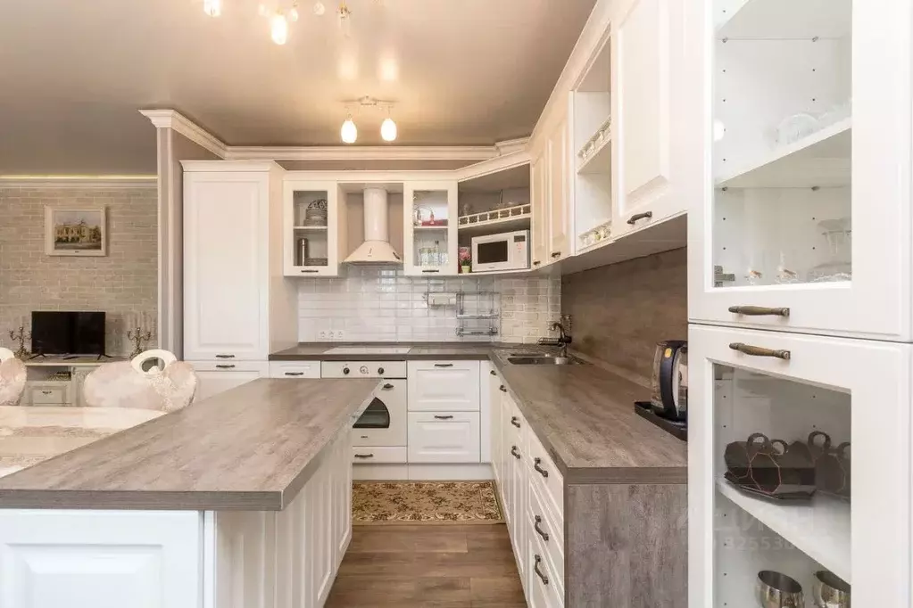 2-к кв. Тюменская область, Тюмень ул. Салтыкова-Щедрина, 58/1 (84.0 м) - Фото 1