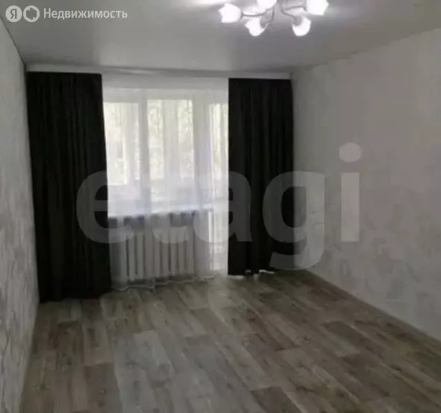 3-комнатная квартира: Ишимбай, улица Мира, 10 (60.9 м) - Фото 1