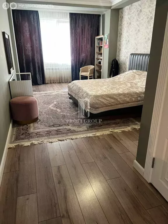 3-комнатная квартира: Махачкала, улица Гагарина, 5А (130 м) - Фото 1