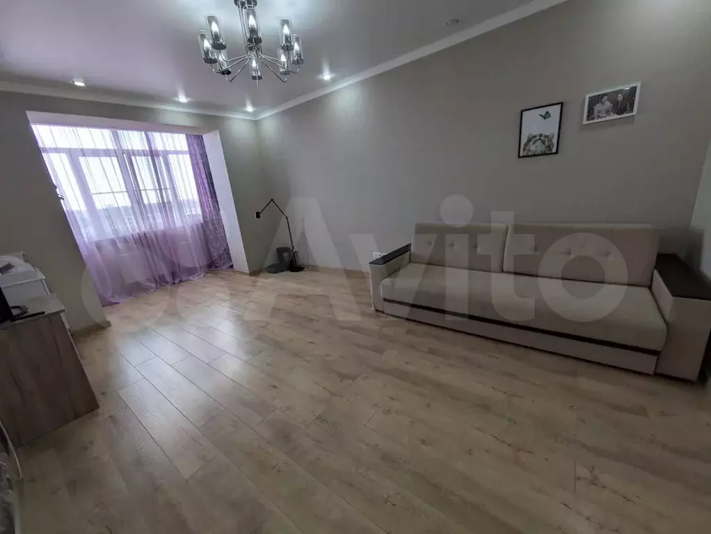 2-к. квартира, 72 м, 4/9 эт. - Фото 1