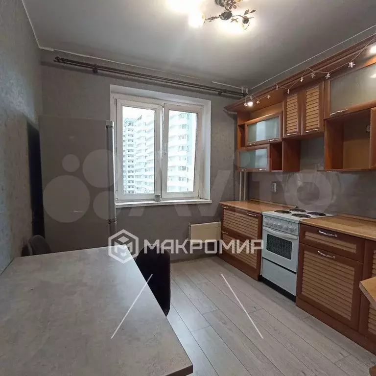 1-к. квартира, 43 м, 9/10 эт. - Фото 0
